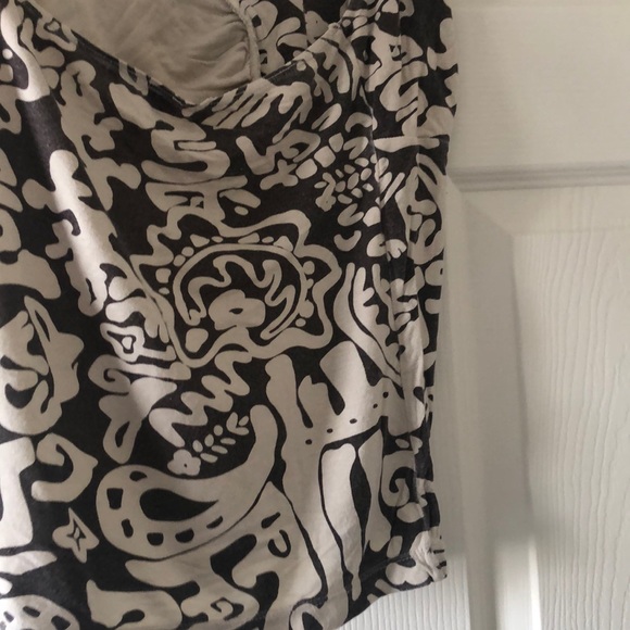 3 for $10 ❤️ Patterned v neck halter top - Picture 5 of 6